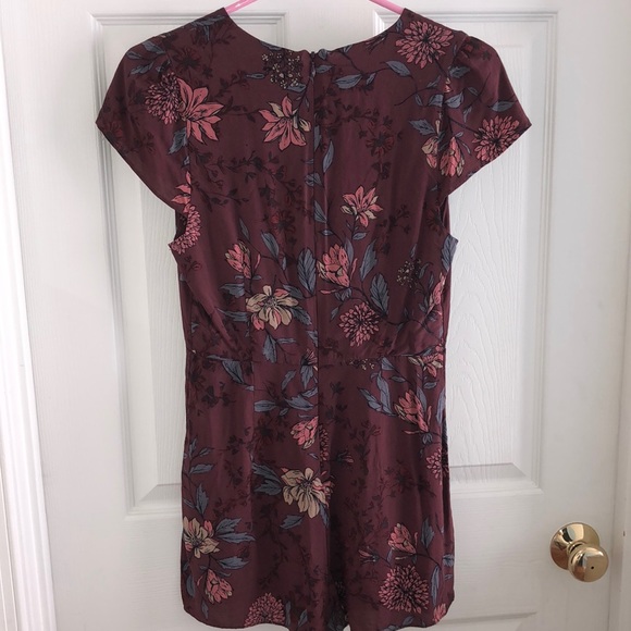 UO Kimchi Blue Anita Ruffled-Front Skort Romper - Picture 4 of 7